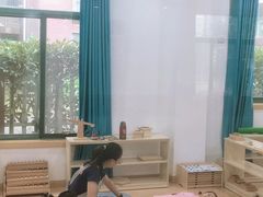 -蒙蒙狮蒙台梭利儿童之家