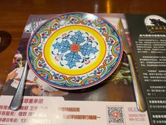 -米德维奇俄式西餐厅(西六道街店)