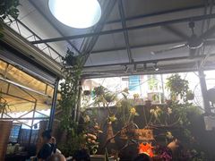 露天位-啰啰冰屋(景洪总店)