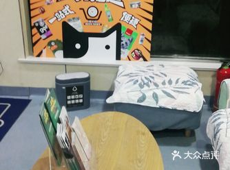方医生老顾客了过几天带猫来做绝育挺好的 还有李健医生
