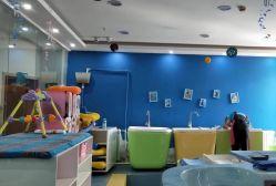 -海豚湾婴儿游泳(塘沽店)