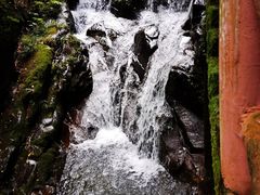 -藏龙百瀑风景区