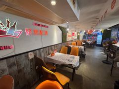 -顶峰夜宴·龙虾烧烤大排档(九江学院店)
