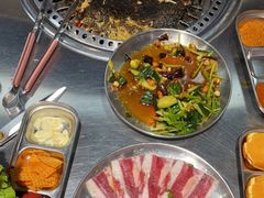 -马路牙子烧烤音乐酒馆(望京店)