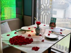 -蜜桃花开·中西融合菜E&W(南长街店)