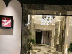 -万泊酒店(长沙五一广场国金中心店)