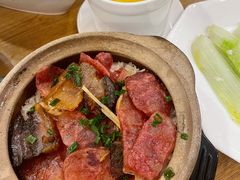 腊肉煲仔饭-粤仔湾砂锅粥(滨湖万达店)