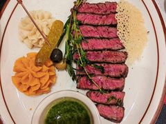 -Mark&Mars Restaurant