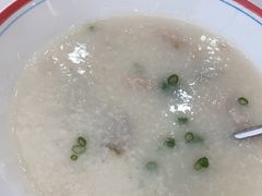 皮蛋瘦肉粥-赵财财·肠粉·煲仔饭(华润万象城店)