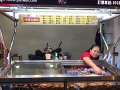 -六合夜市