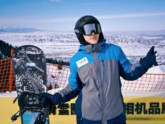 -丝绸之路山地度假区滑雪场