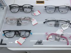 -亿视康青少儿眼镜(五官科店)