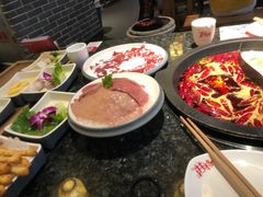 -井格重庆火锅(临平银泰城店)