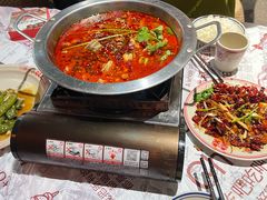 -耙吉吉川味小酒馆(本地人回头店)