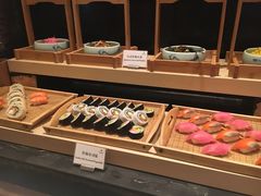 -岷山饭店-芝芝自助餐厅