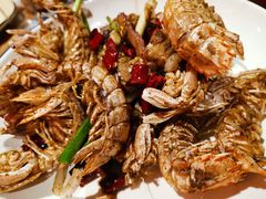 -虾弄弄海派小龙虾·牛羊蝎子火锅