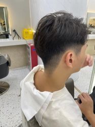-苏豪路易士·嘉玛发廊