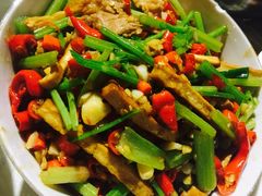 -独一佳老胡湘菜馆(矿山路店)