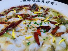 -江渔儿酸菜鱼·拔草餐厅(虎门君乐汇店)