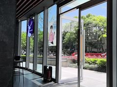 -瑞幸咖啡(杭州绿地中央店)