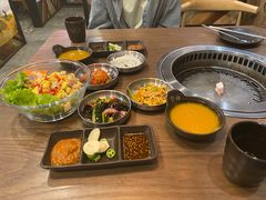 -香猪坊韩国烤肉专属门店(魏公村店)