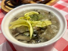 菊花鱼肚羹-龙桥私厨·姜花菊花过桥鱼·顺德菜(容桂店)