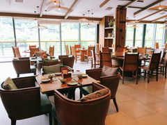 大堂-芳草地度假酒店·野炉中餐厅
