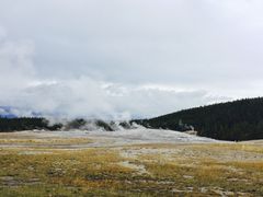 -老忠实间歇泉