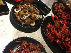-沪小胖小龙虾(淮海中路旗舰店)