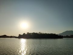 -堤边美食