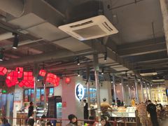 大堂-么肆烤肉·中式自助·烤肉大排档(街道口季佳PAI店)
