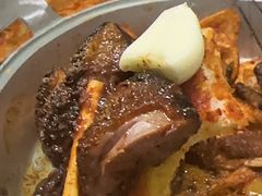 -尕有炕锅烤羊肉