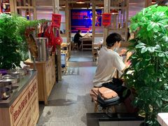 大堂-贤合庄卤味火锅(时代广场店)