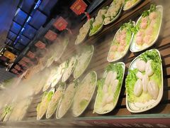 -四囍码头海鲜烧烤自助火锅(外滩南京东路悦荟广场店)