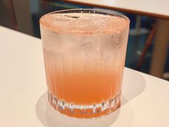 番茄话梅苏打-双风车咖啡馆 Twin Windmills(六道口店)