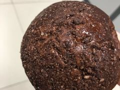 朱古力忌廉豆豆包-PAPER STONE BAKERY(天环店)