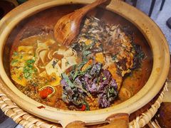 柴火稻草禾花鱼-吃饭皇帝大(解放西路店)