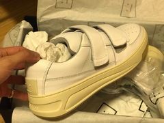 -Acne Studios(芮欧百货店)