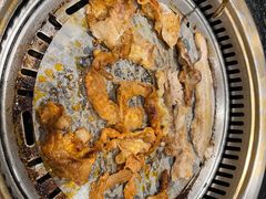 -烤路里·韩国品质自助烤肉(石路天虹4号店)