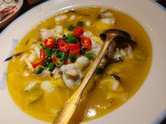 -川流不息·地道川菜·小龙虾(松东路店)