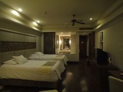 房间及卫生间-三亚亚龙湾雅高美爵酒店