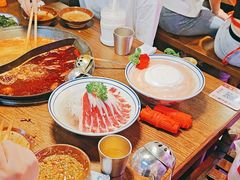 -萍姐火锅·公路夜市(武汉首店)