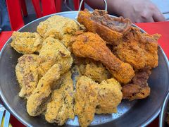 -BHC炸鸡(明洞总店)