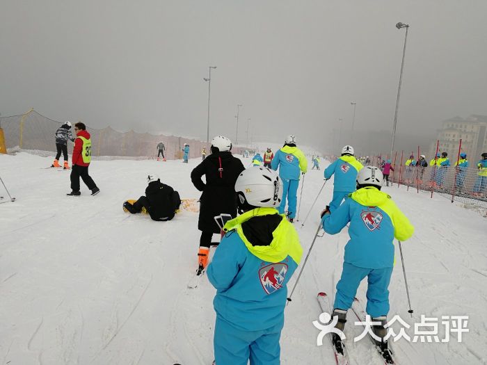 龙熙滑雪场图片 第1张