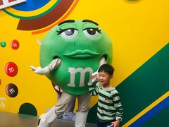 -m豆巧克力世界(上海世茂广场店)
