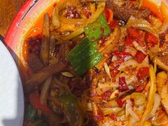 火爆牛肚-柴窝堡22号辣子鸡·传承新疆菜