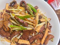 生爆牛肉面-寻裕记·现炒浇头面(人民广场店)