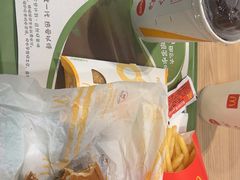 -麦当劳(轻轨曹杨路店)