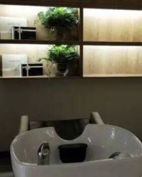 -丝域养发馆
