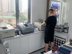 -潘多拉眼镜·蔡司依视路明月(潘家园店)